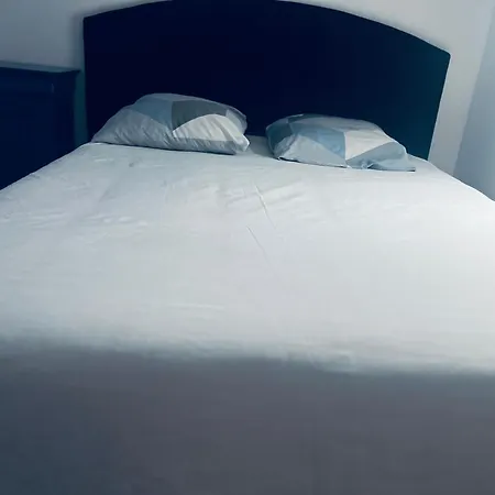 Apartamento Spacieux Et Confortable En Résidence Pontoise